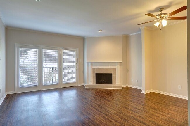 Foto del edificio - 14277 Preston Rd