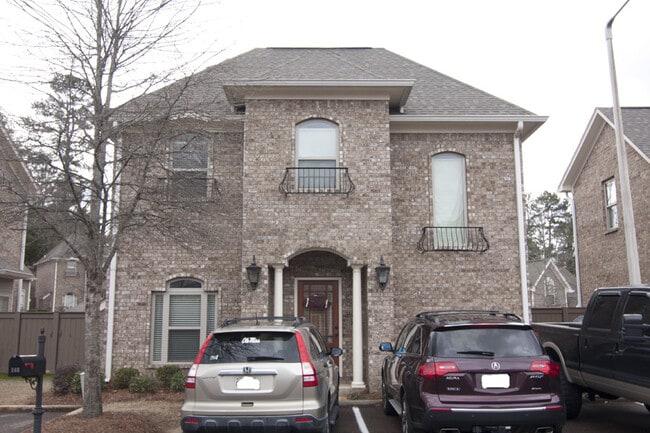 Photo - Falls Grove House