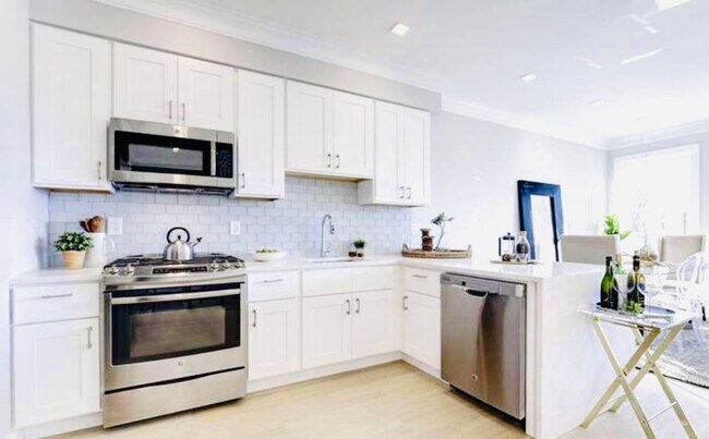 Building Photo - 3529 14th St NW