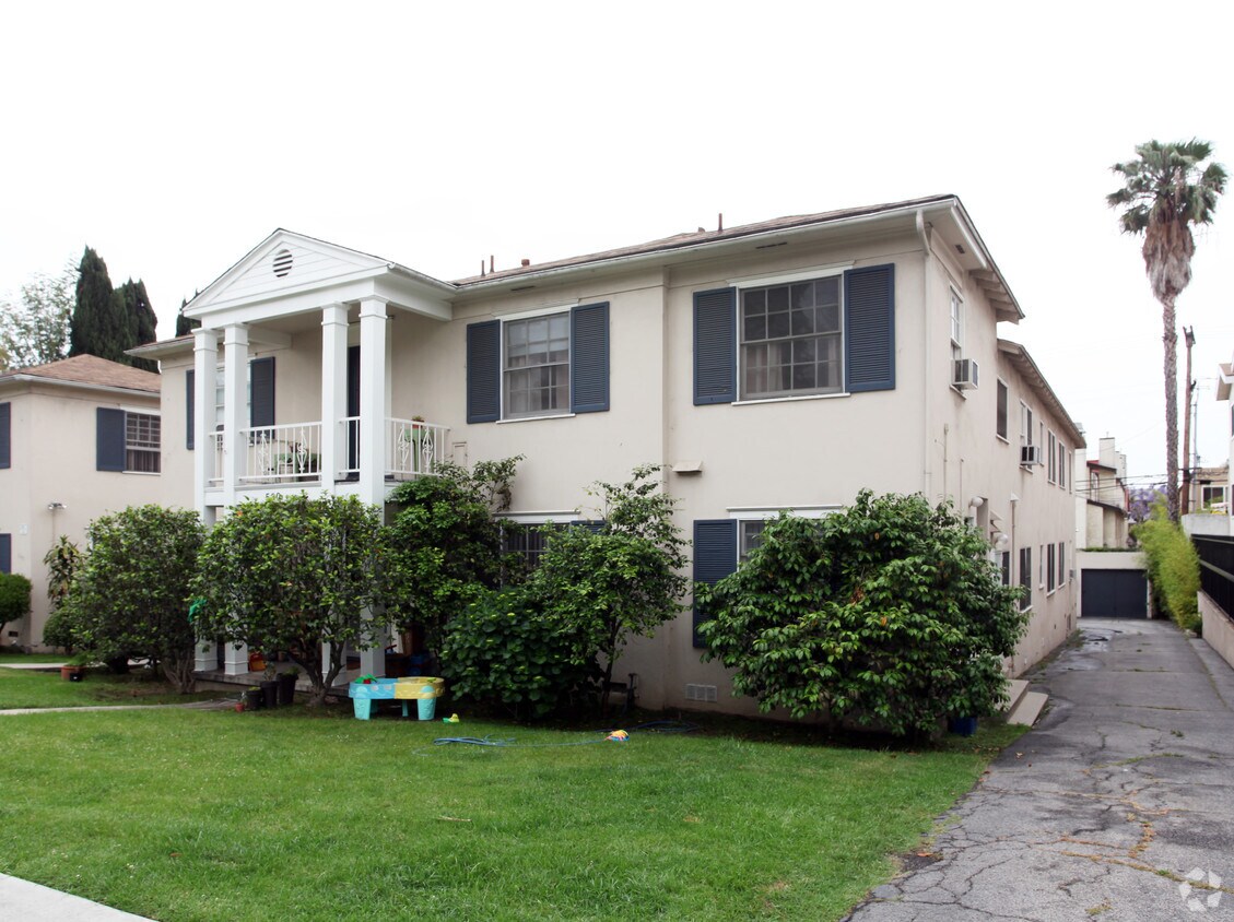 Foto del edificio - 530 Glenwood Rd