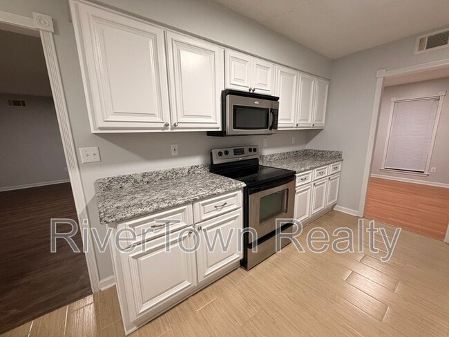 Building Photo - 2974 Crowell St