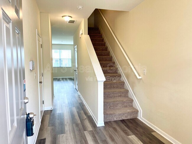 Foto del edificio - 11971 Fuller St