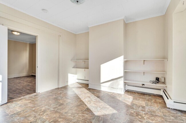 Foto del edificio - 75 Johnston Ave