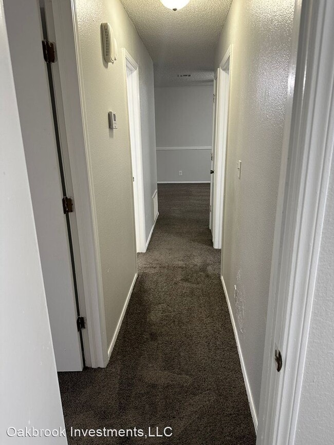 Building Photo - Studio, 2 bath House - 1367 East 139th St