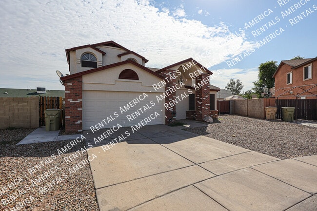 Building Photo - 6631 N 84th Dr