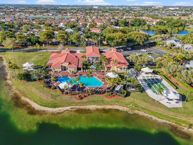 Foto del edificio - 2275 SE 4th Ct