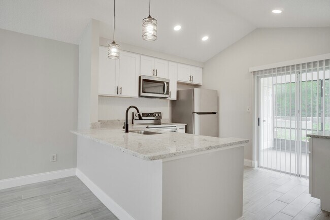 Building Photo - 10426 Riva Ridge Trail