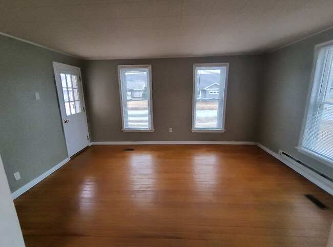 Foto del edificio - 609 E Water St