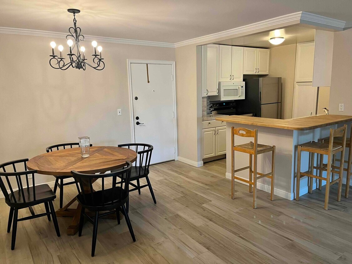 Foto principal - 7740 Redlands St