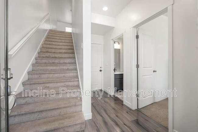 Building Photo - 407 S Meadow Garden Rd