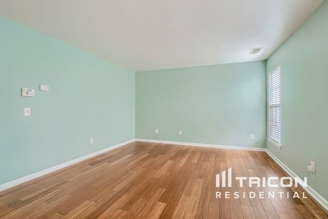Building Photo - 1105 Wagner Ave