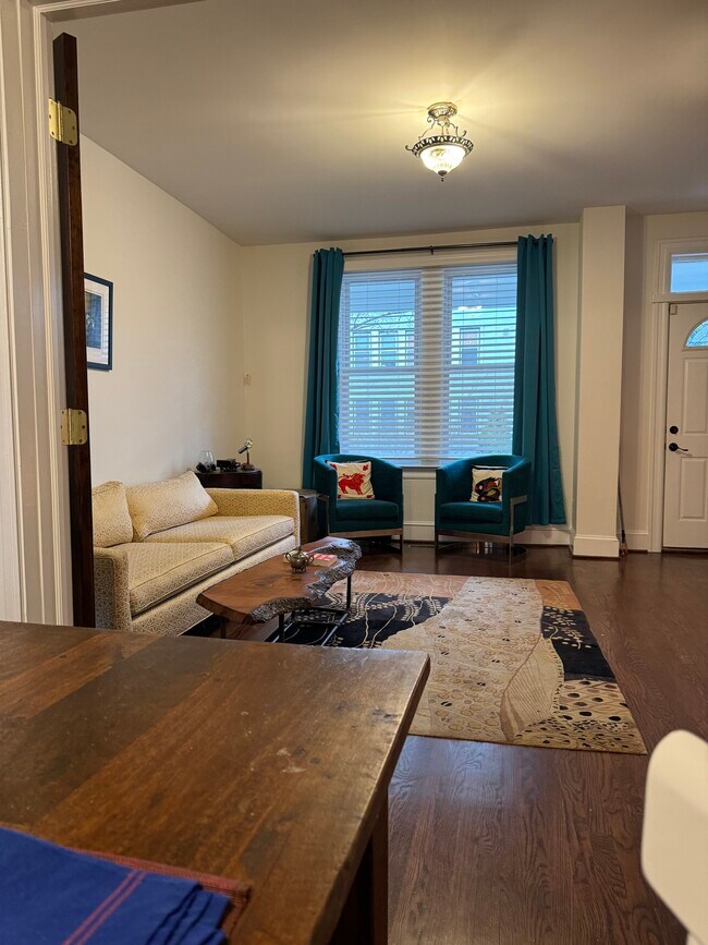 Foto del edificio - 2651 15th St NW