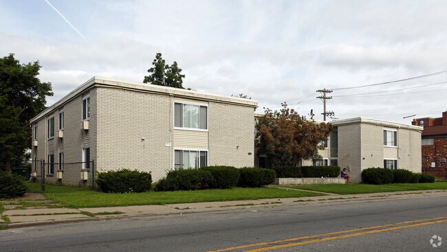 Building Photo - 16885 Lahser Dr