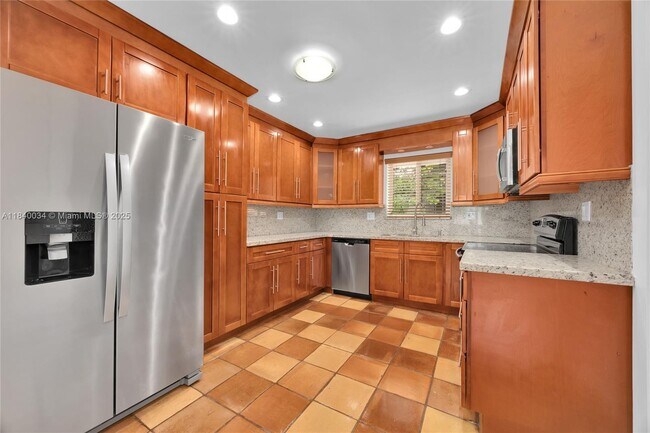 Foto del edificio - 922 Monterey St