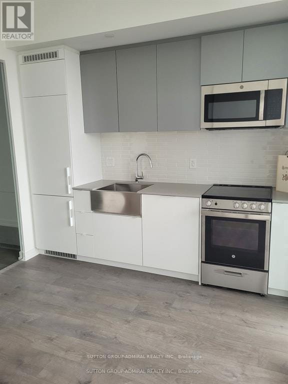 Photo du bâtiment - 270 Dufferin St