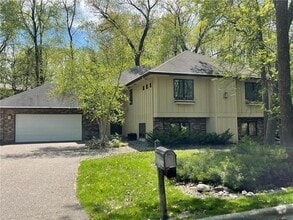 Building Photo - 13701 Wood Ln