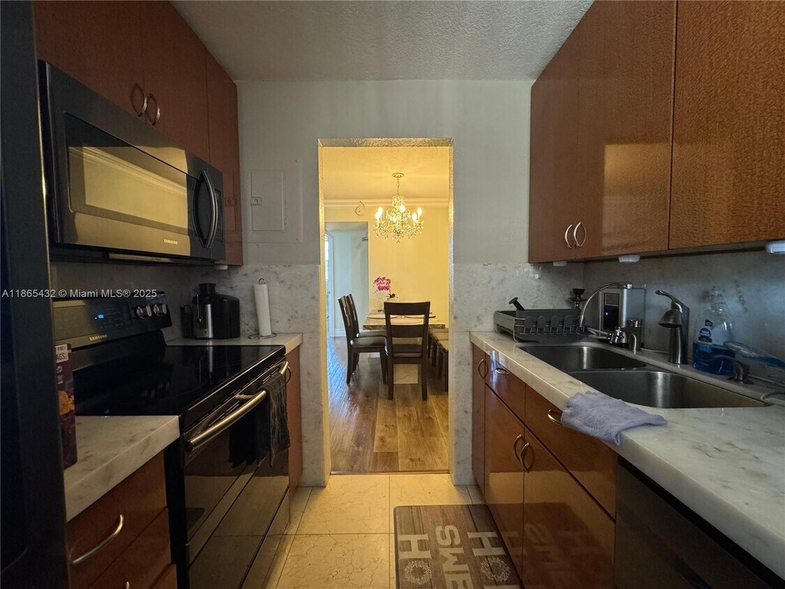 Foto principal - 1811 Jefferson St