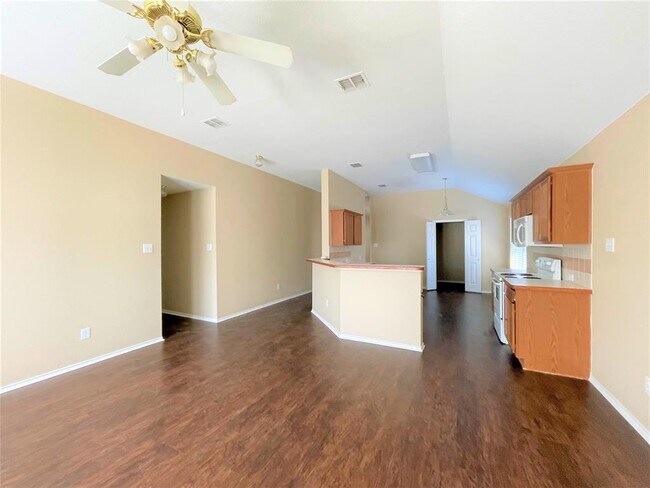 Building Photo - 1412 Mountain Air Trail