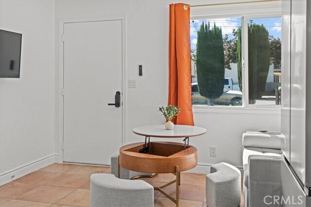 Building Photo - 1095 Bonita St