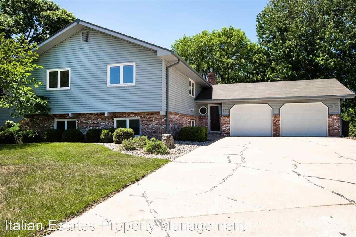 Primary Photo - 4 br, 3 bath House - 2941 Dimrill Stair