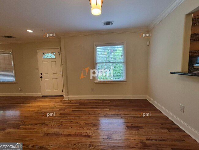Foto del edificio - 2080 Hilburn Dr SE