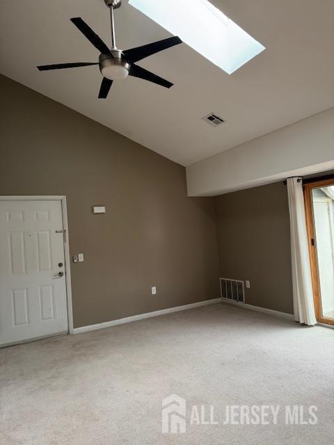 Foto del edificio - 1608 Ravens Crest Dr