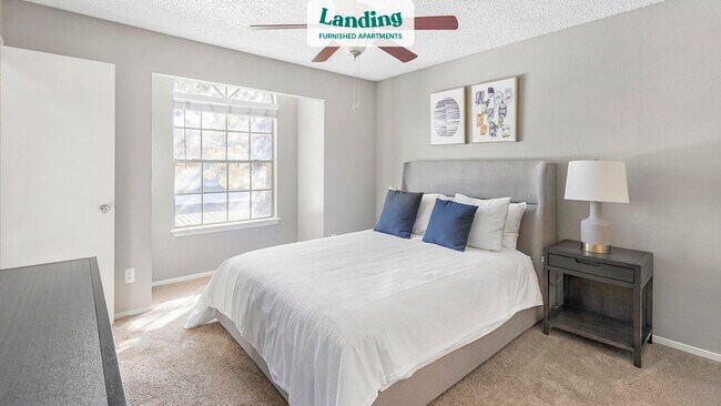 Building Photo - 2601 S Grand Canyon Dr