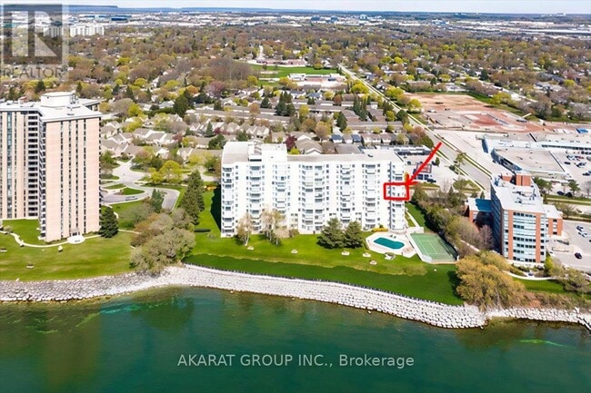 Building Photo - 5280 Lakeshore Rd.