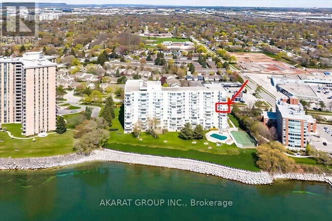 Photo du bâtiment - 5280 Lakeshore Rd.