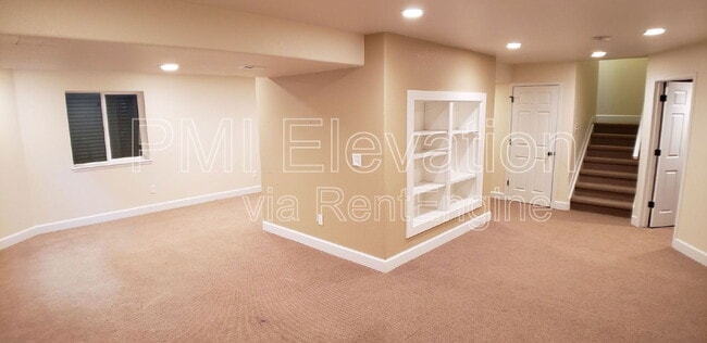 Building Photo - 10740 Windridge Ct