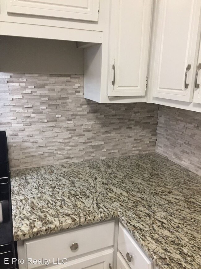 Building Photo - 3 br, 1.5 bath House - 272 Whitworth Dr SW