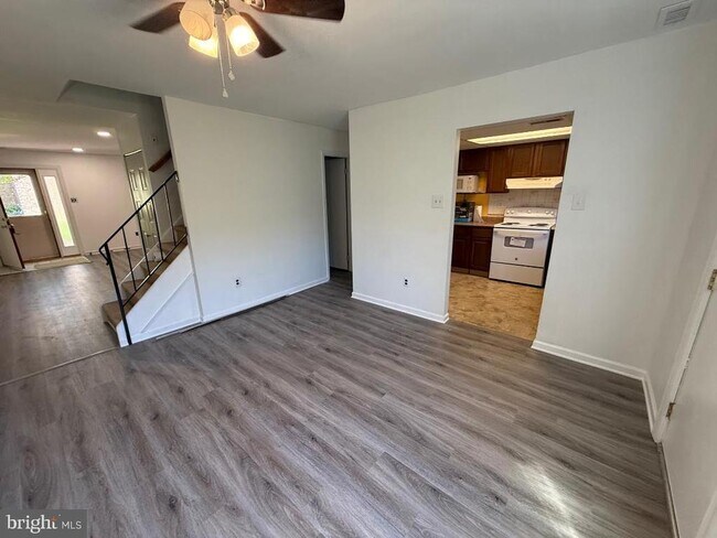 Foto del edificio - 4808 Oxford Ct