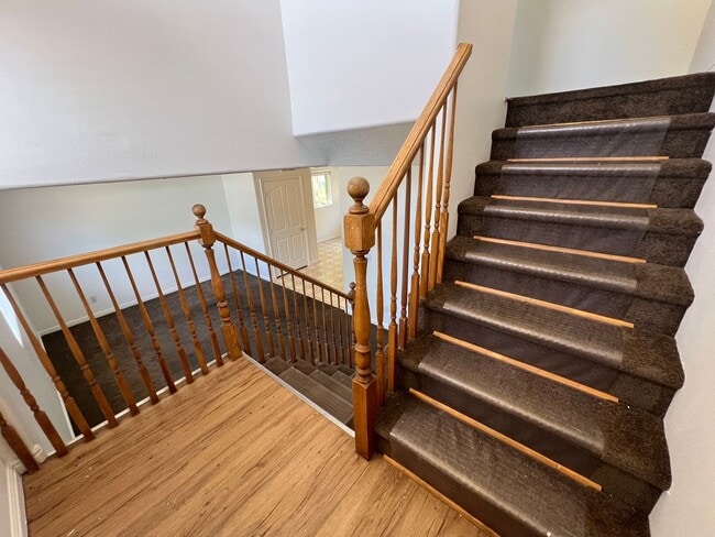 Building Photo - 652 N 2720 E