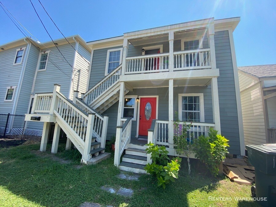 1308 31st Street Condo for Rent in Galveston, TX