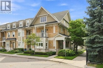 Building Photo - 36 Compass Way