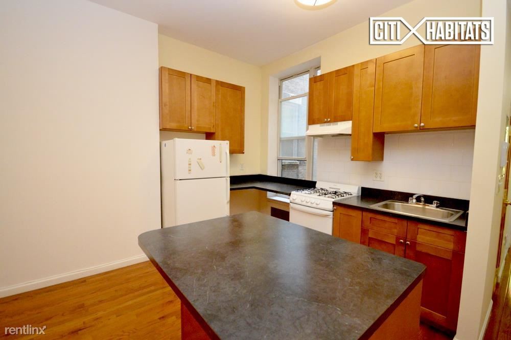 Primary Photo - 1 br, 1 bath Apartment - 233 W 100th St