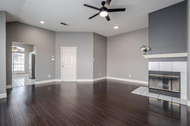 Building Photo - 918 Azalia Dr