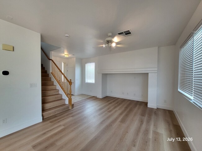 Foto del edificio - 6142 Novelty St