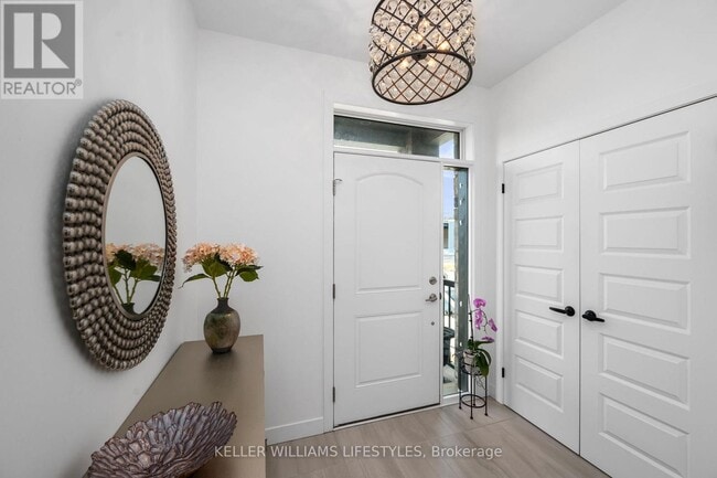 Photo du bâtiment - 252 Doan Dr