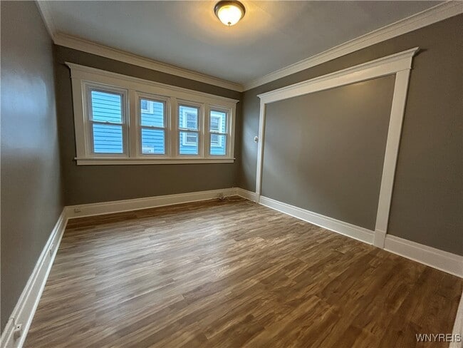 Foto del edificio - 108 Lisbon Ave