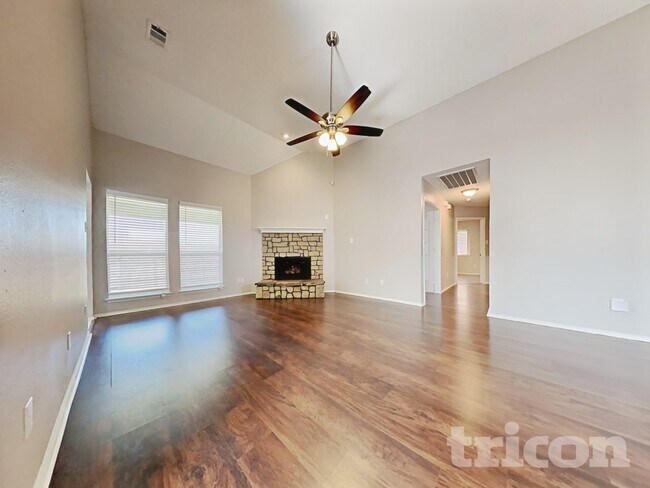 Foto del edificio - 1625 Meadow Lark Ln
