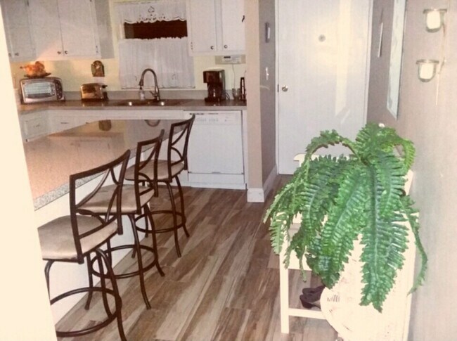 Foto del edificio - 8 Glencoe Pl