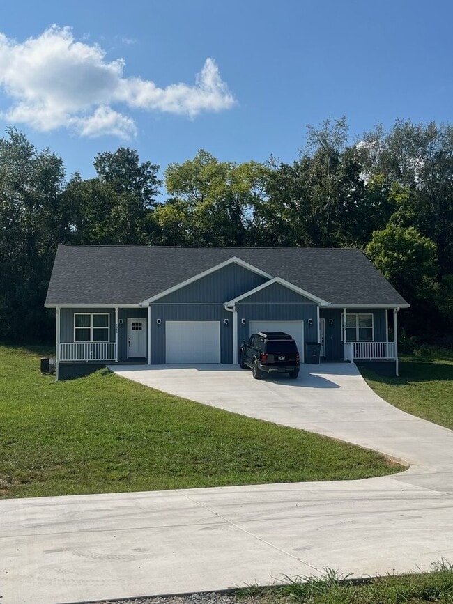 Building Photo - 1355 Joe Stephens Rd