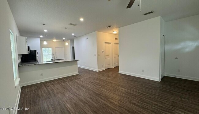 Foto del edificio - 6625 Osceola St