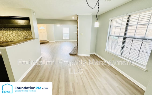 Building Photo - 8259 Cedar Chest Dr