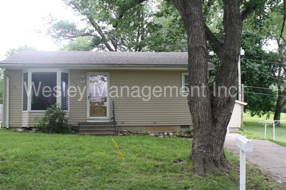 Primary Photo - 1223 Mound Dr