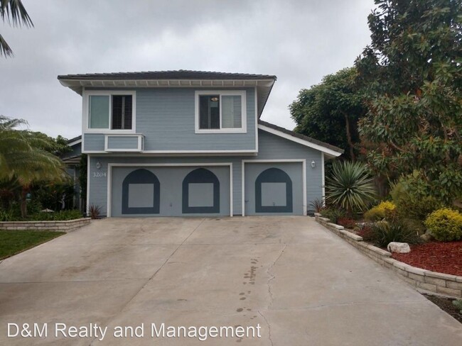 Building Photo - 4 br, 3 bath House - 3204 Azahar Place