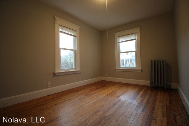 Building Photo - 20 Parkside St