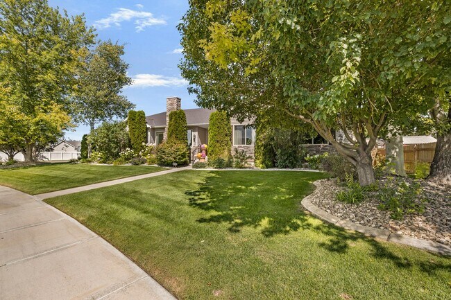 Foto del edificio - 1253 Arrow Point Ln