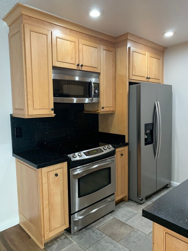 Foto del edificio - 2 Bedroom 2 Bath Condo with Pool and Hot T...
